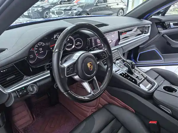 Porsche Panamera 2019
