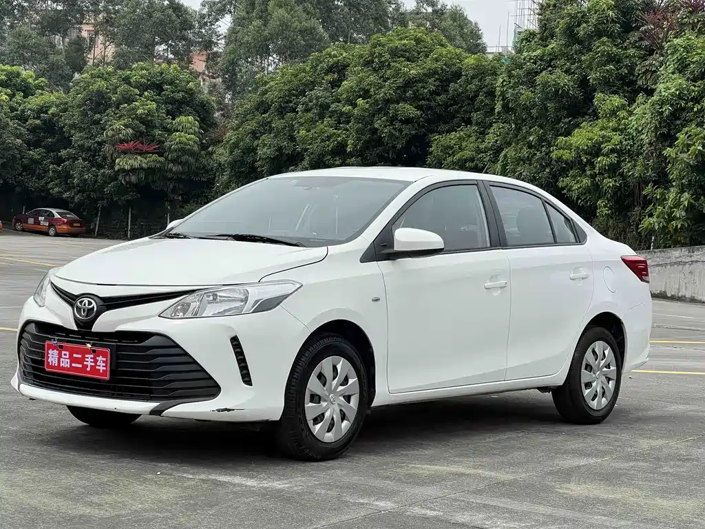 Toyota Vios 2018 — фото 1