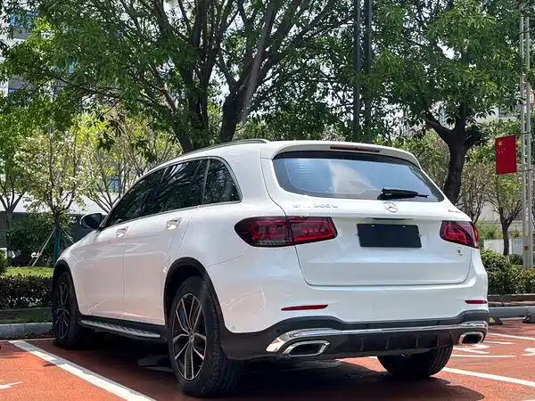 Mercedes-Benz GLC 2021