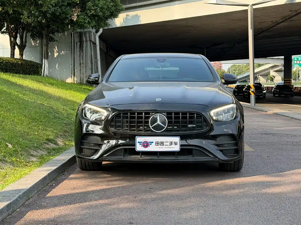 Mercedes-Benz E-Class 2021