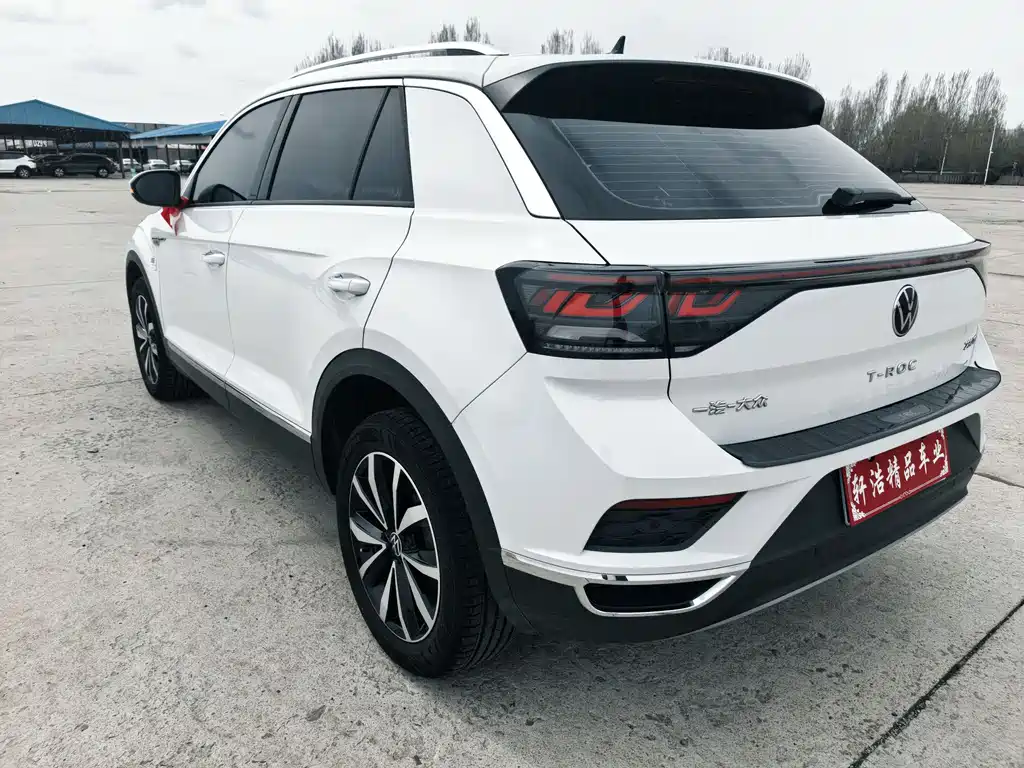 Volkswagen T-Roc 2024