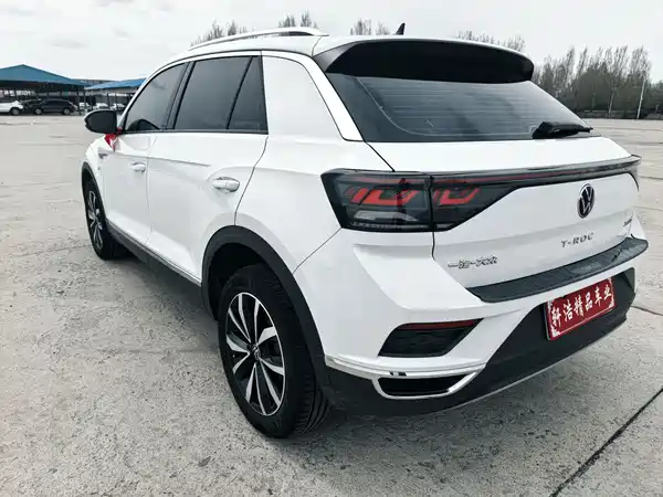 Volkswagen T-Roc 2024
