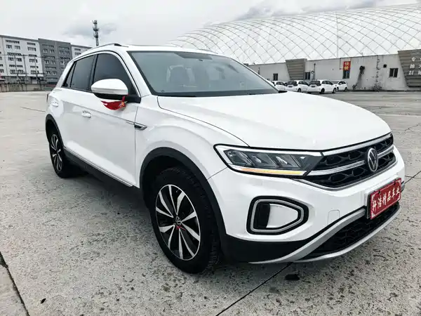 Volkswagen T-Roc 2024