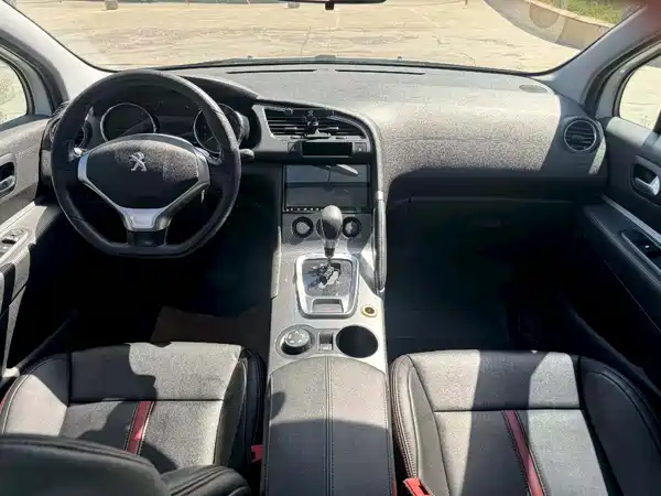 Peugeot 3008 2016