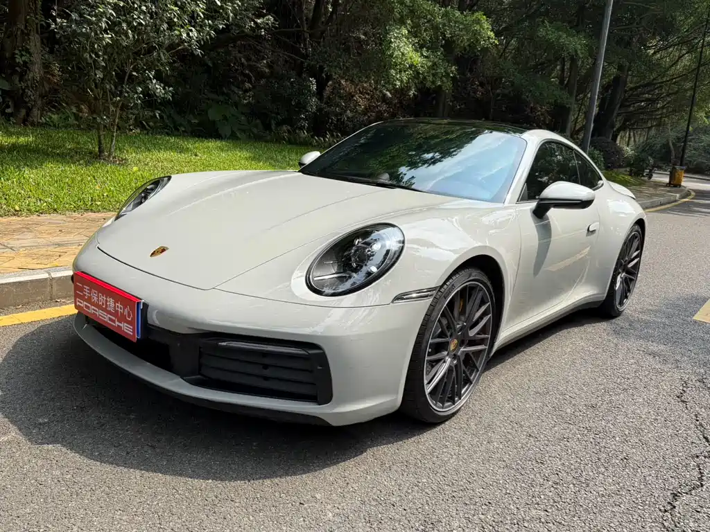 Porsche 911 2021