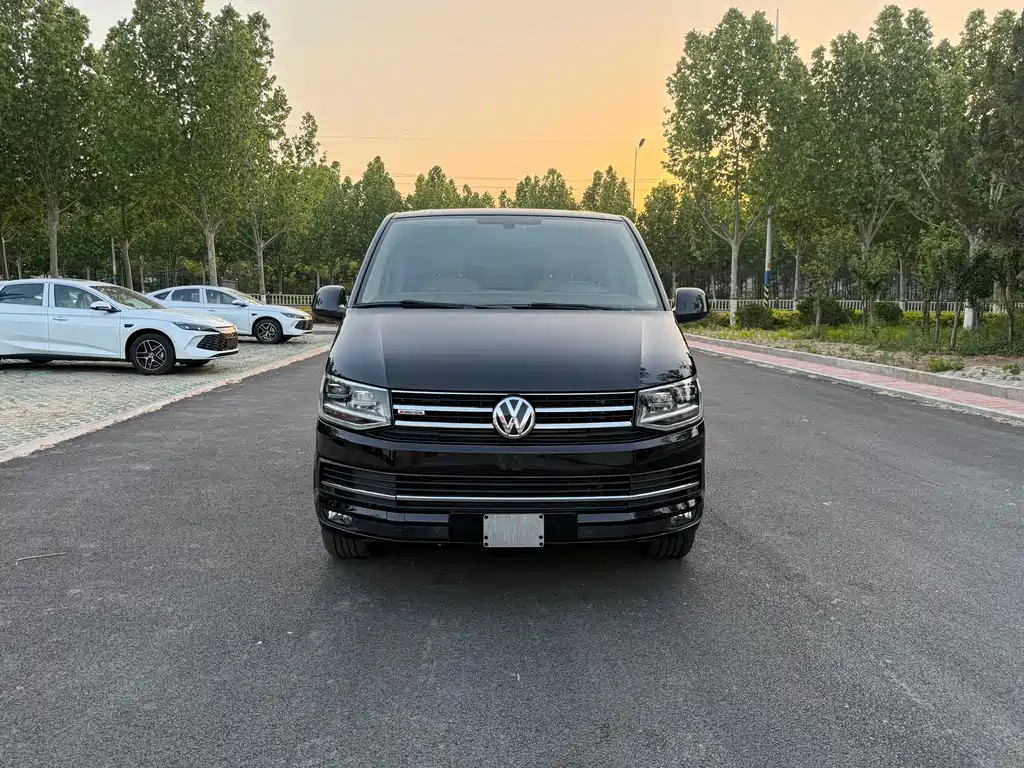 Volkswagen Caravelle 2017 — фото 2