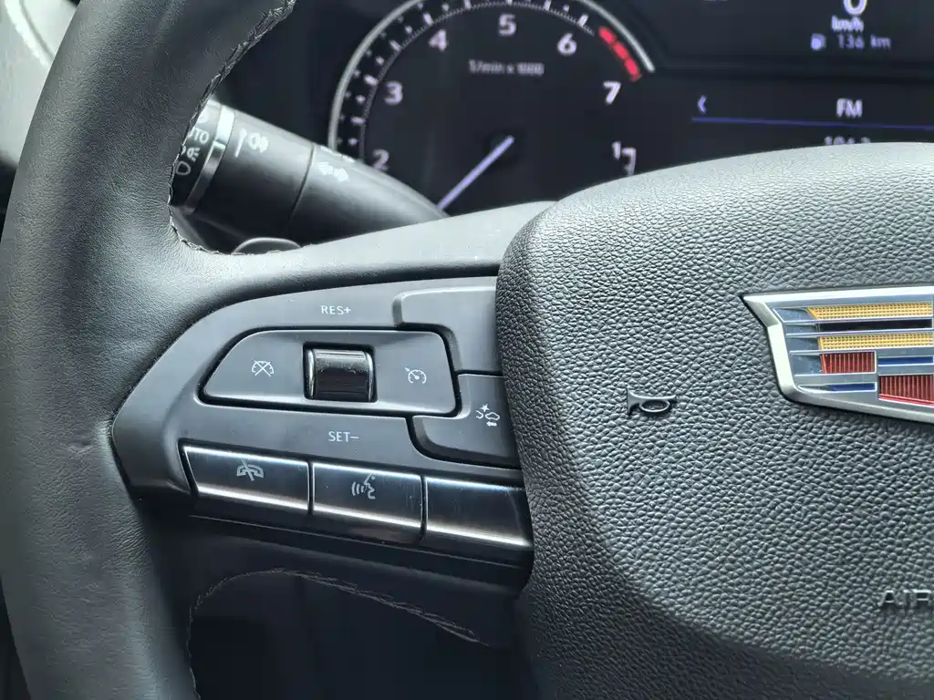 Cadillac CT5 2022 — фото 17