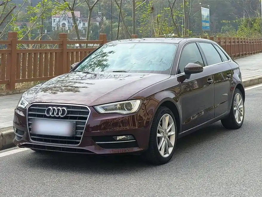 Audi A3 2015 — фото 1