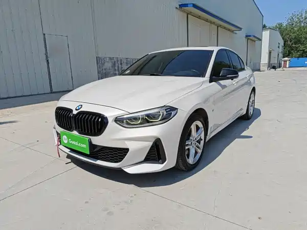BMW 1 Series 2023