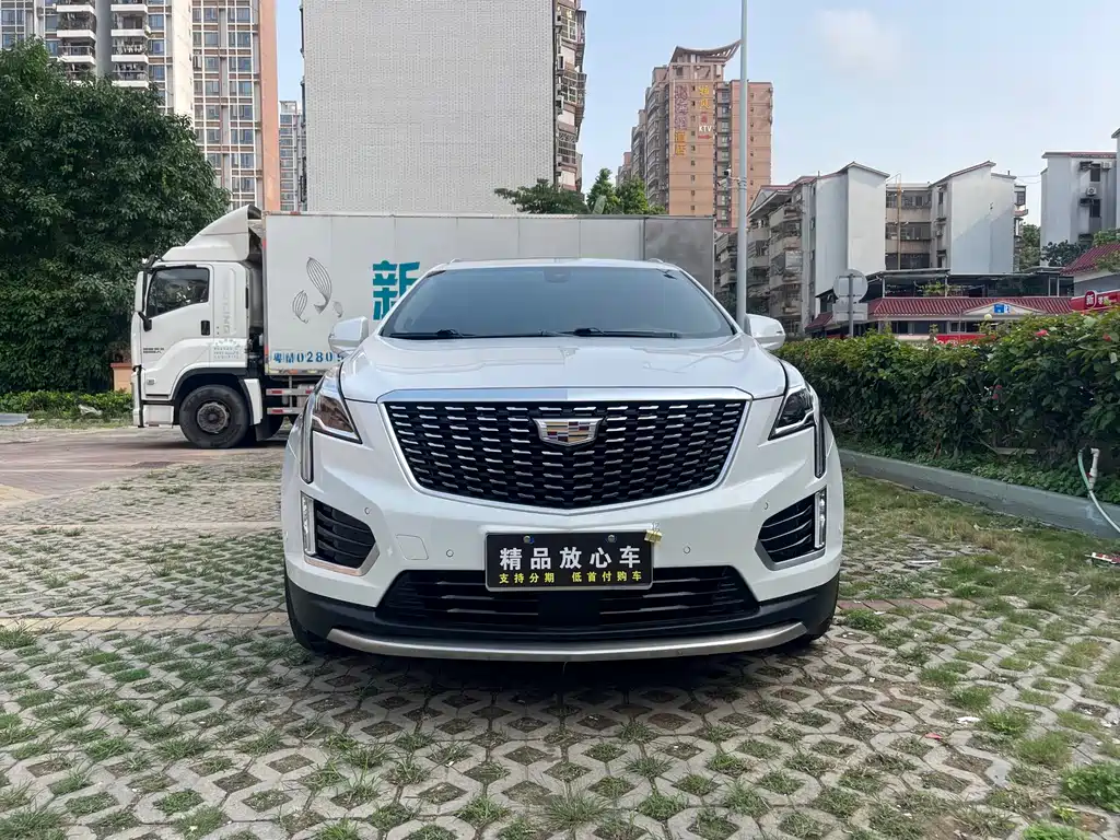 Cadillac XT5 2020 — фото 2