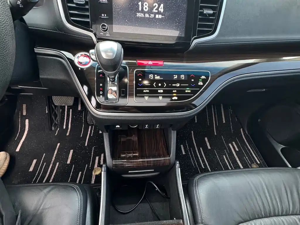 Honda Odyssey 2021 — фото 14