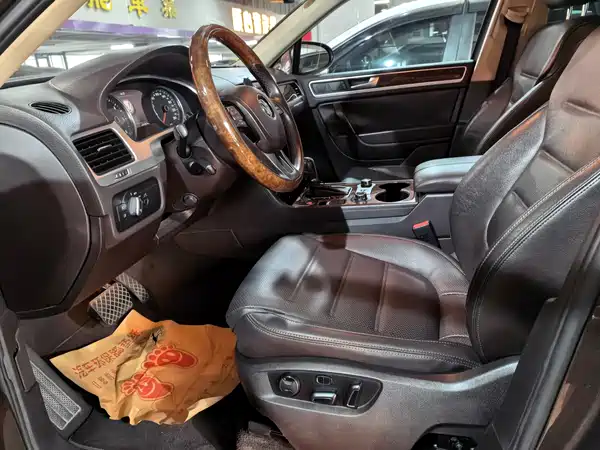Volkswagen Touareg 2013