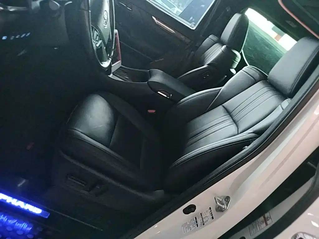 Toyota Alphard 2021 — фото 15
