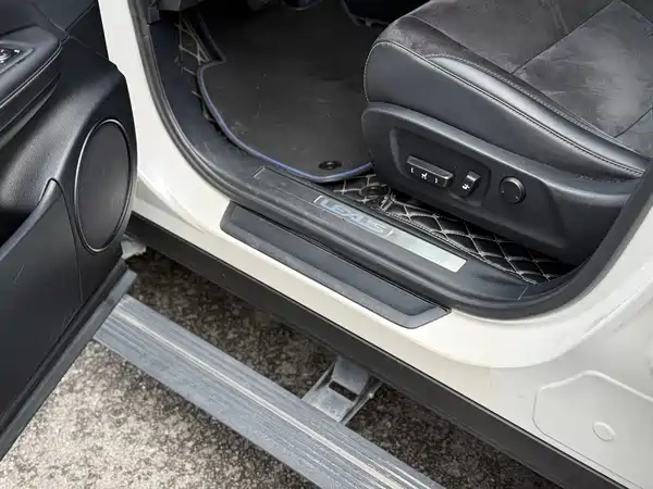 Lexus RX 2020