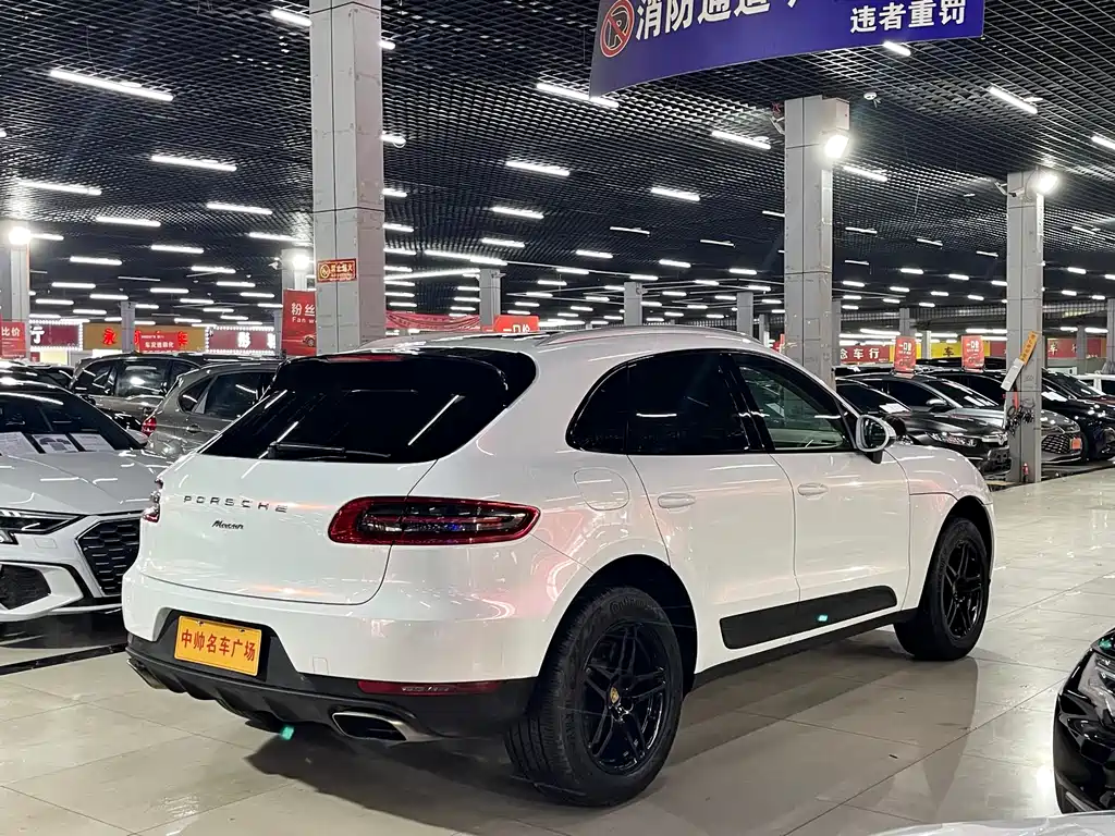 Porsche Macan 2015 — фото 6