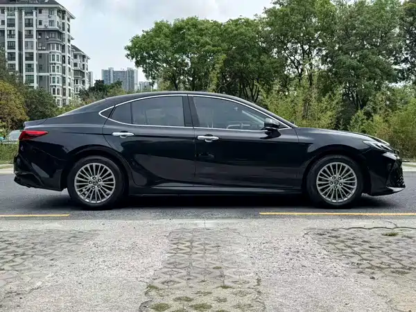 Toyota Camry 2024