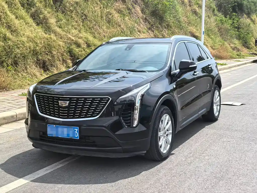 Cadillac XT4 2020 — фото 1