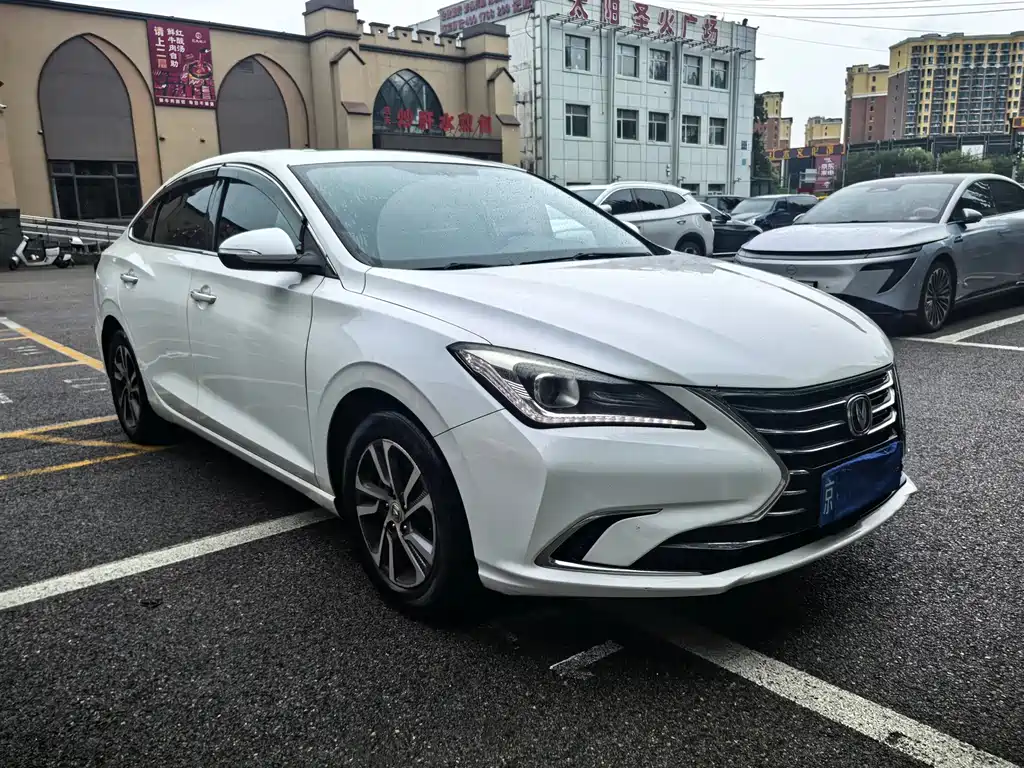 Changan Eado 2018 — фото 12