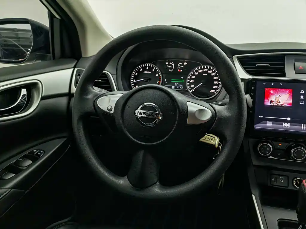 Nissan Sylphy 2023 — фото 13