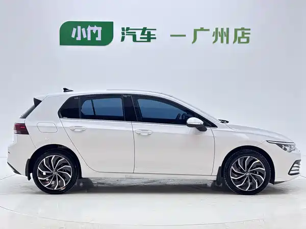 Volkswagen Golf 2023