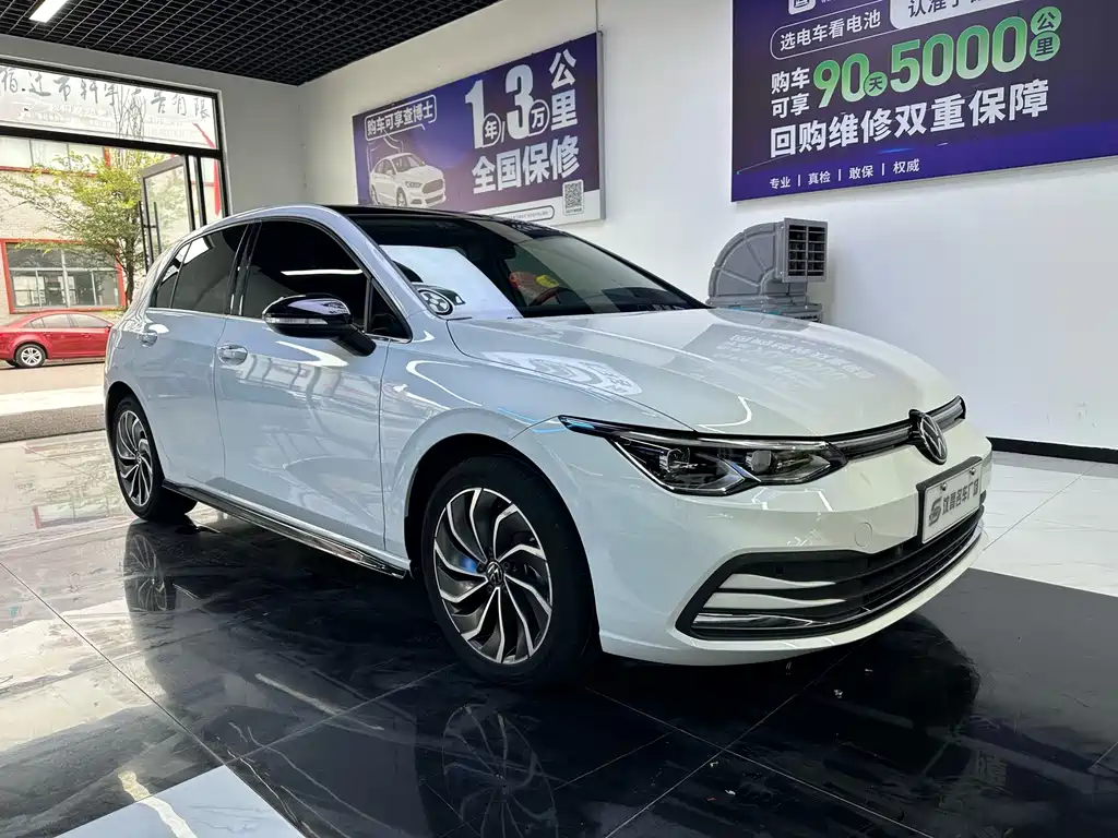 Volkswagen Golf 2023