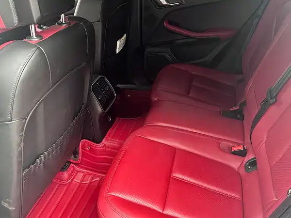 Porsche Macan 2017