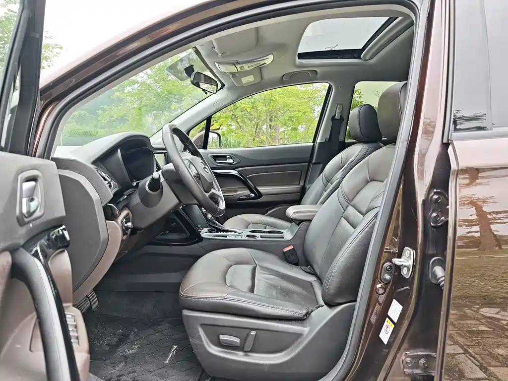 GAC Motor Trumpchi GS4 2016 — фото 4