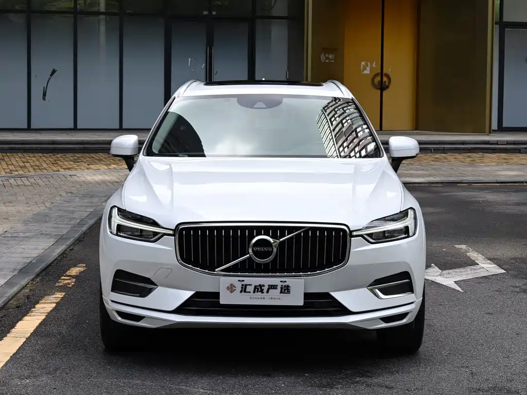 Volvo XC60 2020 — фото 8