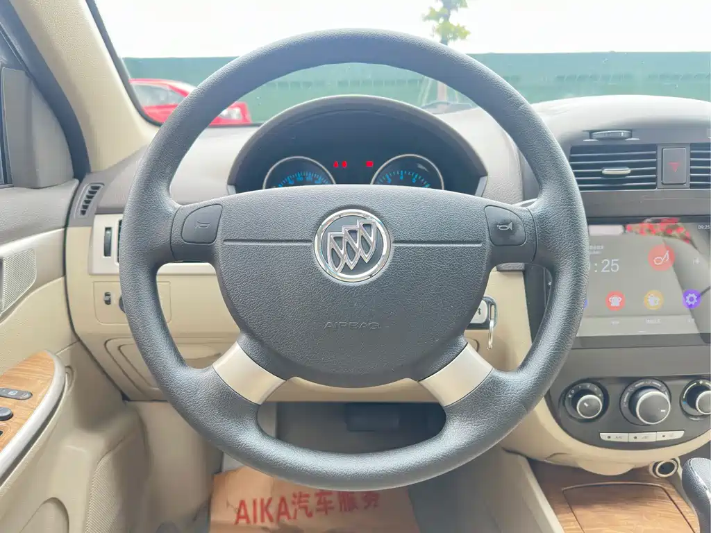 Buick Excelle 2016 — фото 15