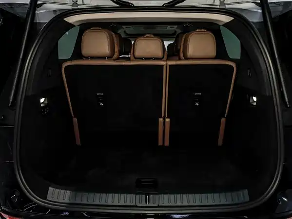 Li Auto MEGA 2025