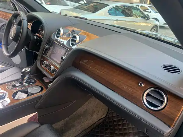 Bentley Bentayga 2020