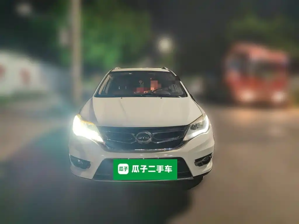BYD S7 2015