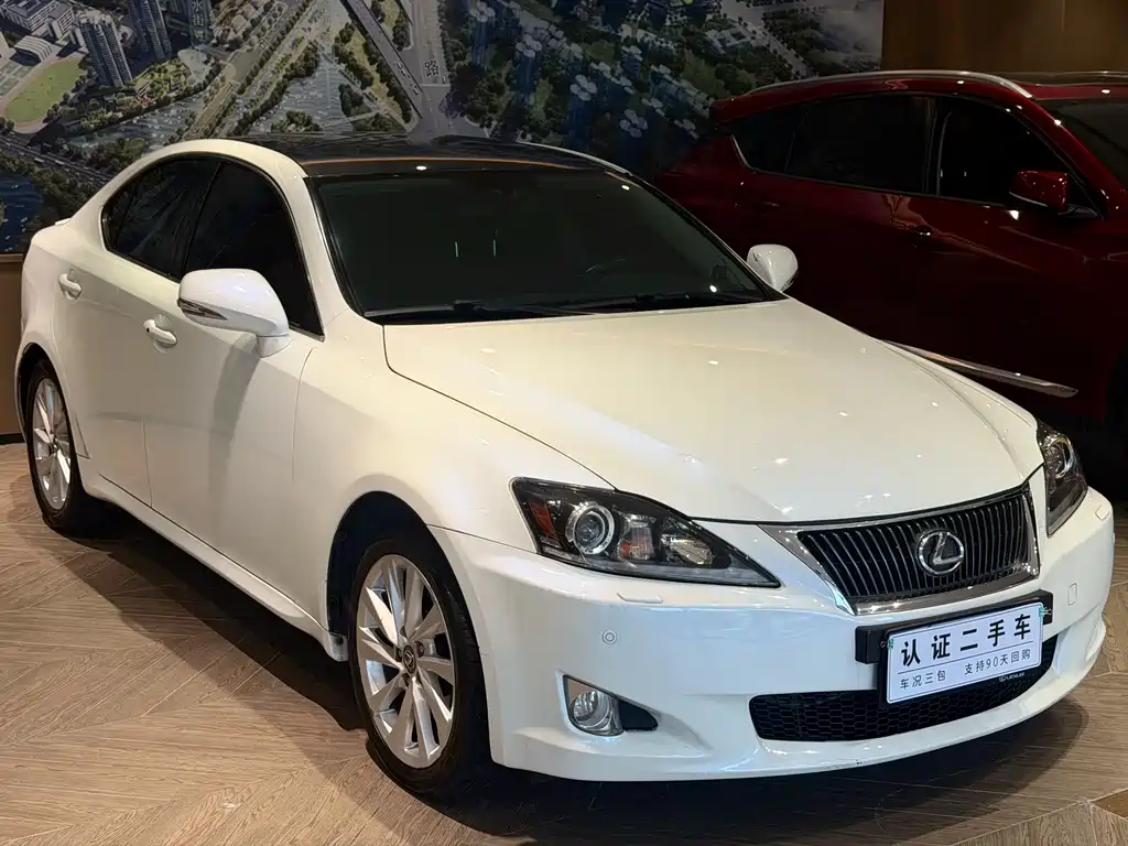 Lexus IS 2009