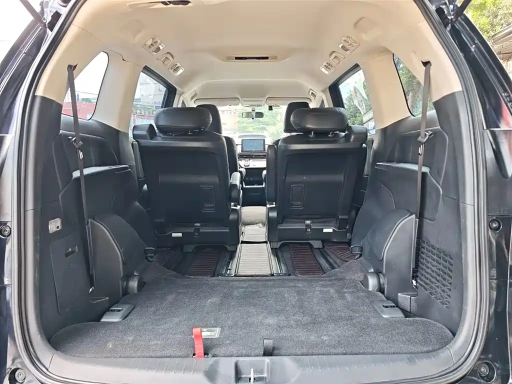 Honda Odyssey 2023 — фото 27