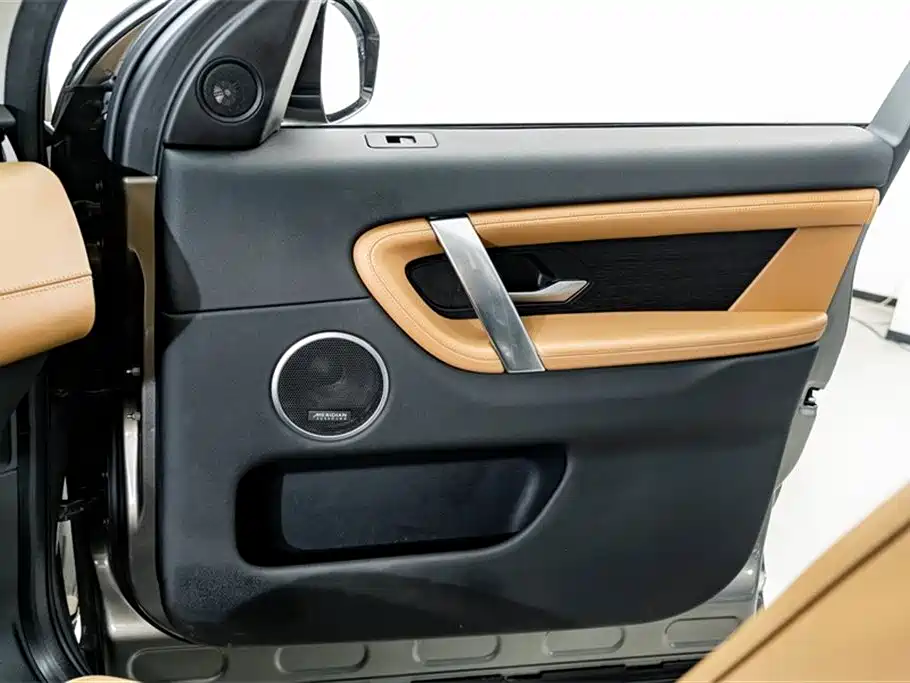 Land Rover Discovery Sport 2024 — фото 16