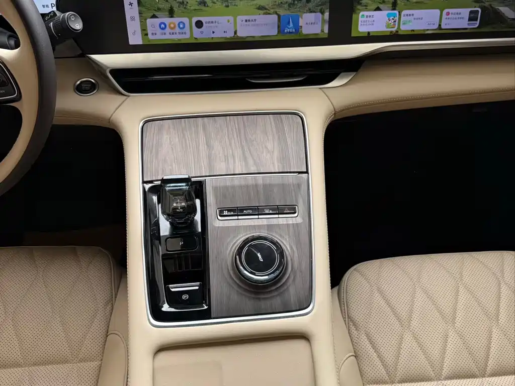 Geely Xingyue L 2025 — фото 14
