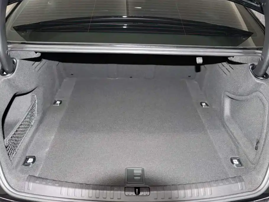 Audi A6L 2022 — фото 17