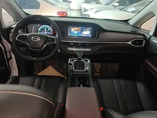 GAC Trumpchi M6 2022