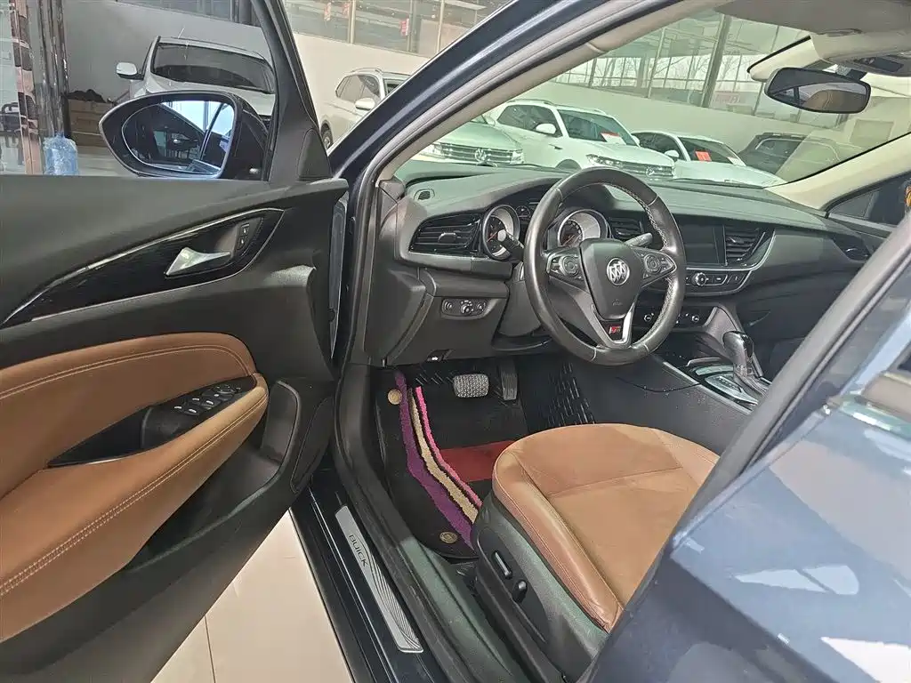 Buick Regal 2020 — фото 12