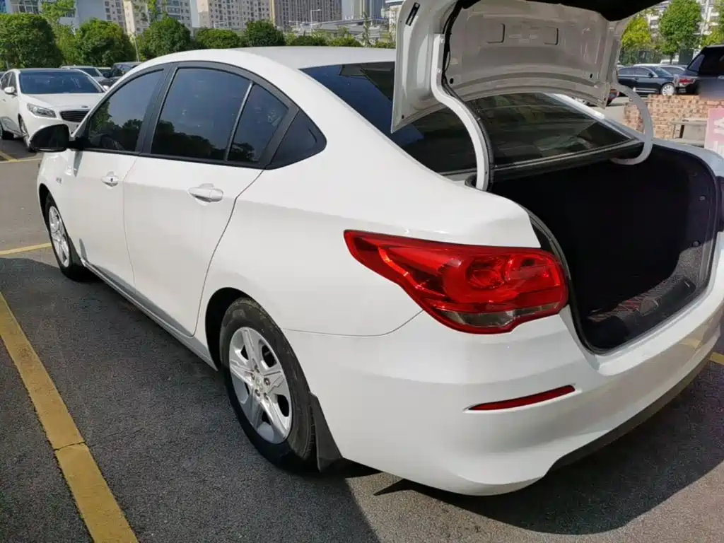 Chevrolet Cavalier 2018