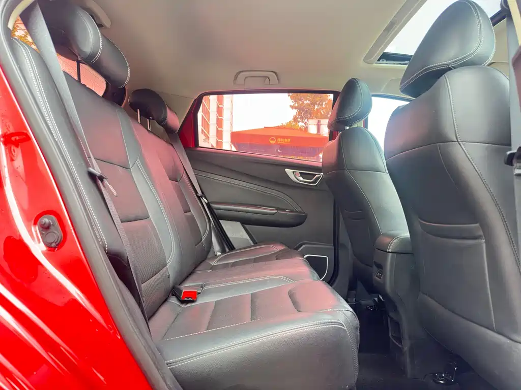 Geely Vision X3 2018 — фото 11
