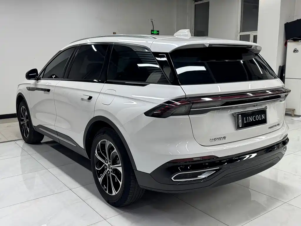 Lincoln Nautilus 2025