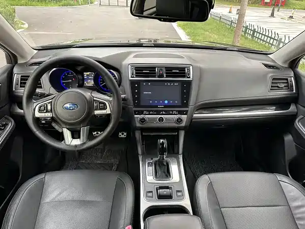Subaru Outback 2017