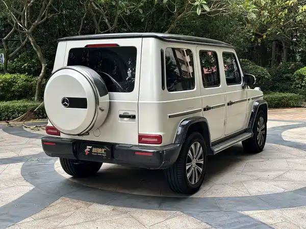 Mercedes-Benz G-Class 2023