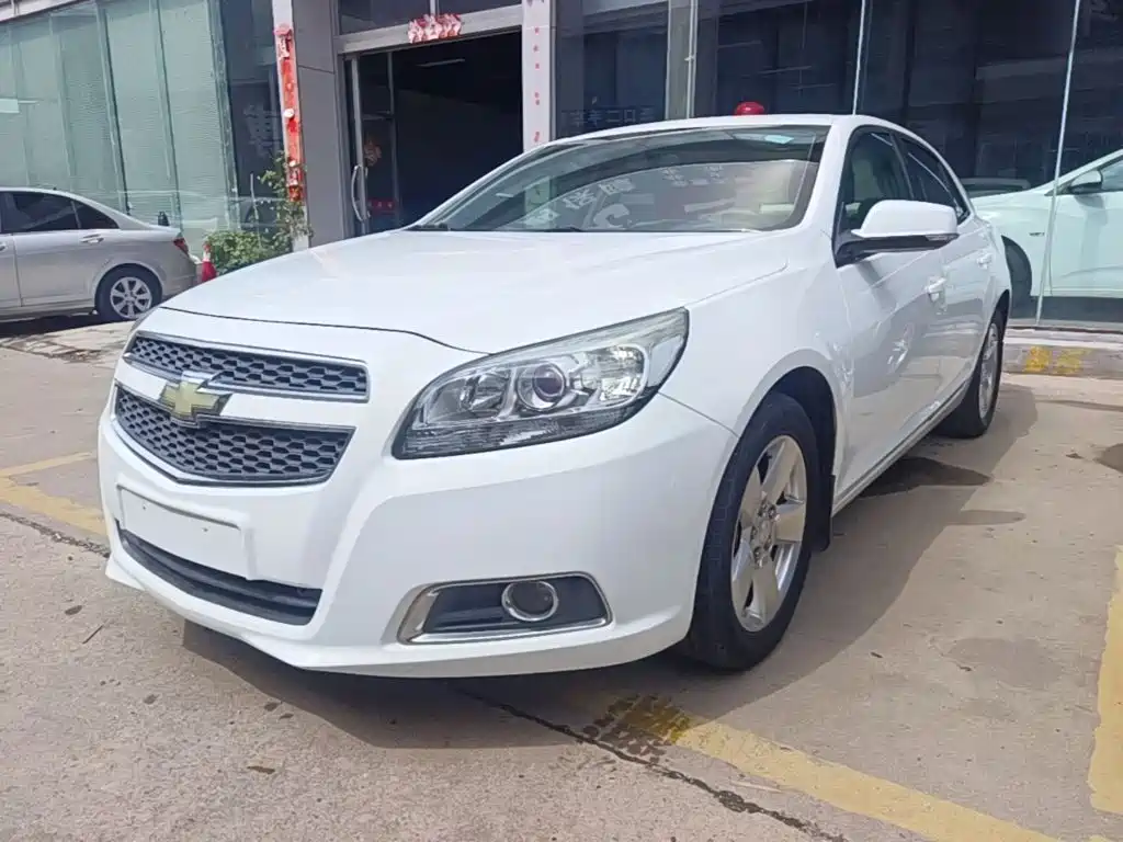 Chevrolet Malibu 2015 — фото 1