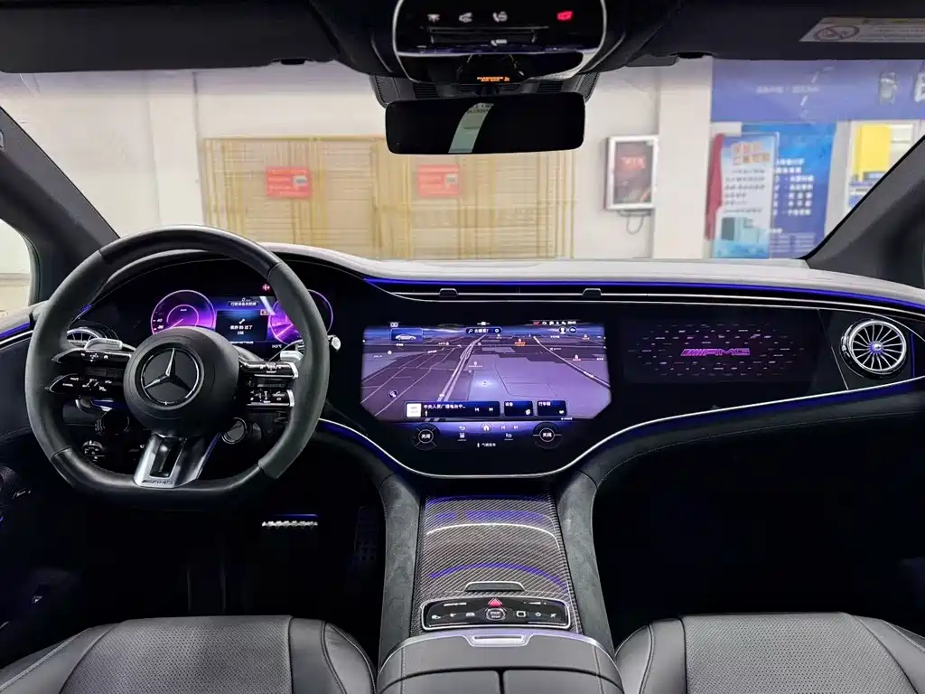 Mercedes-Benz EQE AMG 2023 — фото 4
