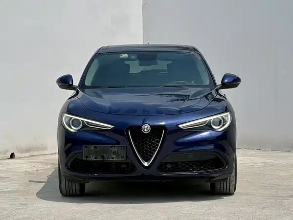 Alfa Romeo Stelvio 2019