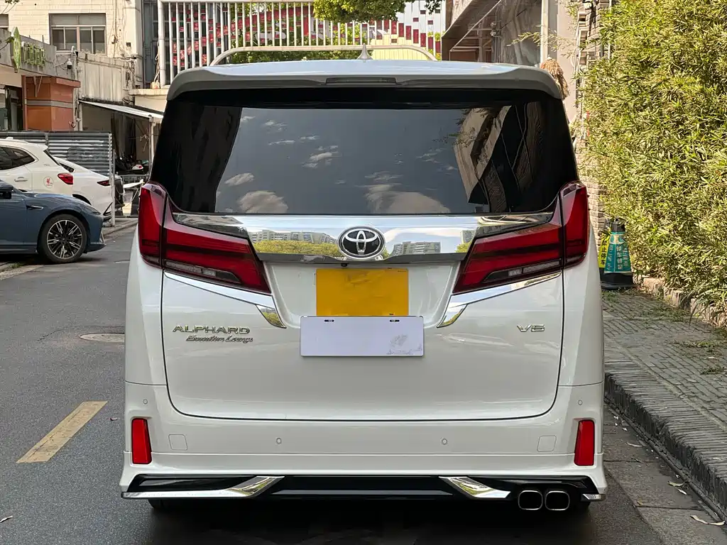 Toyota Alphard 2025 — фото 5