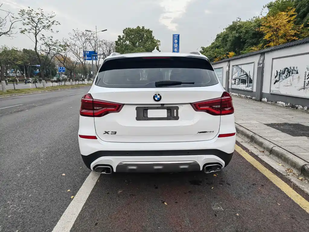BMW X3 2019 — фото 11