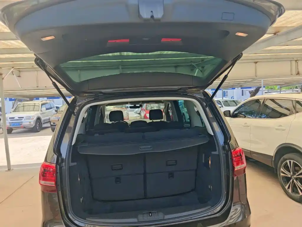 Volkswagen Sharan 2018 — фото 19